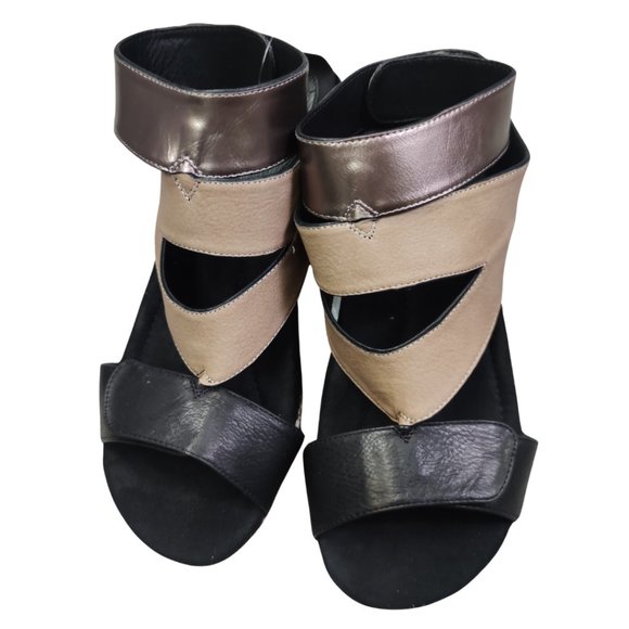 Modzori Olivia Reversible Wedge - Picture 3 of 10